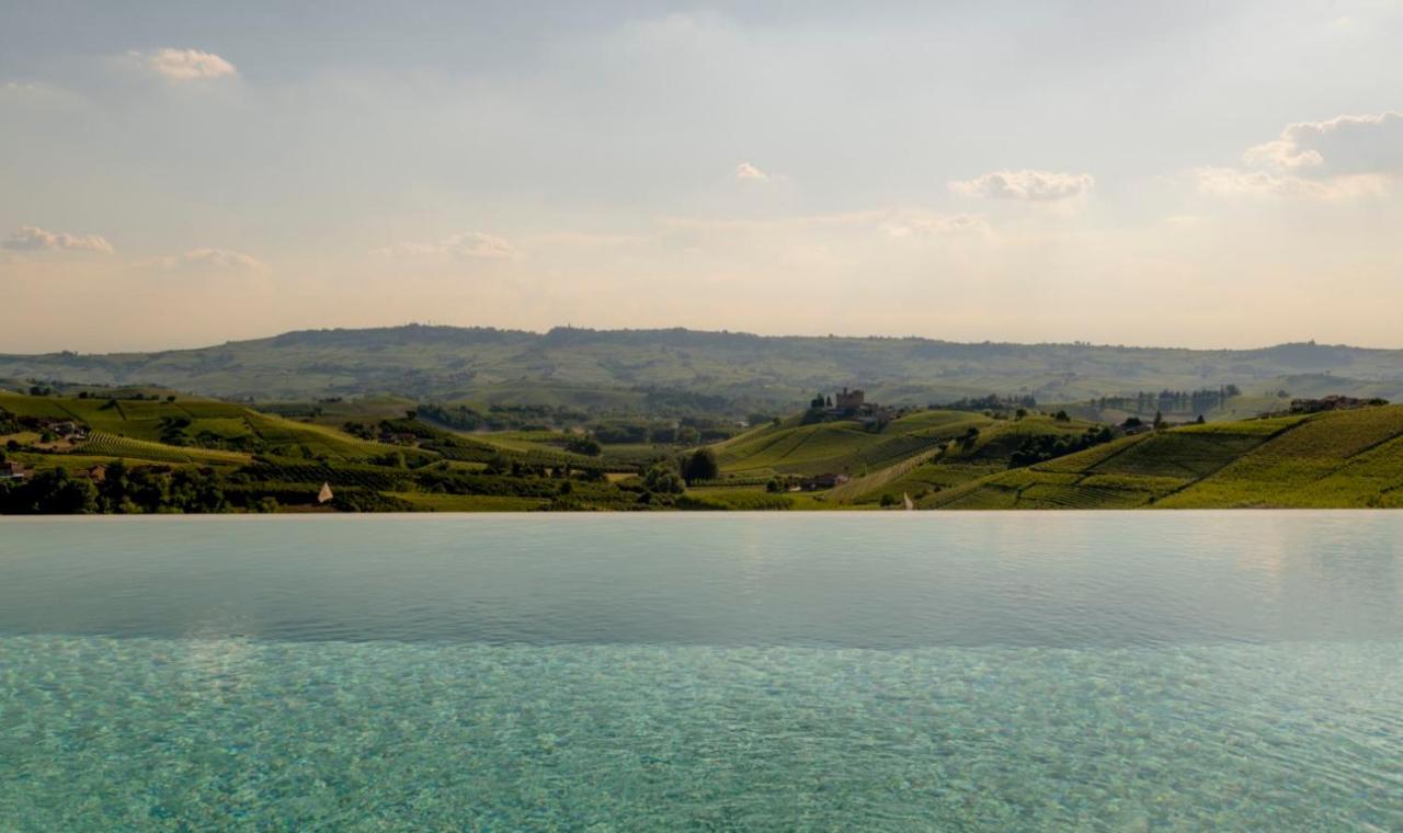 Le Vecchie Persiane - Bed & Breakfast Diano dʼAlba エクステリア 写真